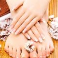 No-chip Manicure & Pedicure